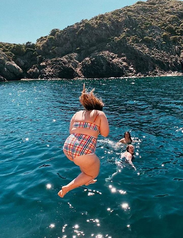 Repair aestates and suntan after sunburn