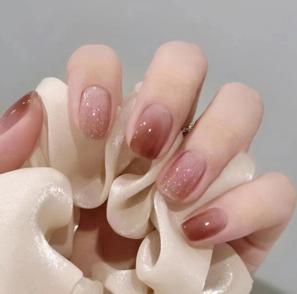 What Causes The Thin And Soft Nails After A Manicure