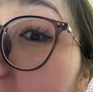 The Best False Eyelash Lengths for People Who Wear Glasses